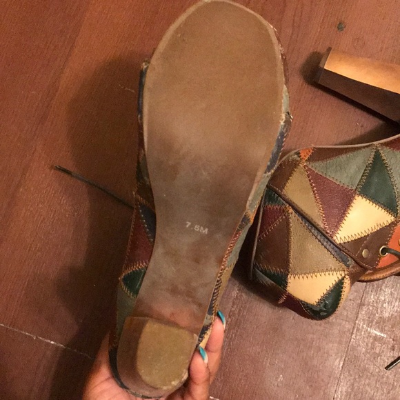 Jeffrey Campbell Platform Heels - Picture 3 of 4